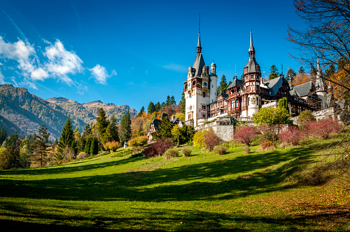 Kastil Peleș di Rumania